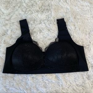 ✨no brand black front closure bra✨